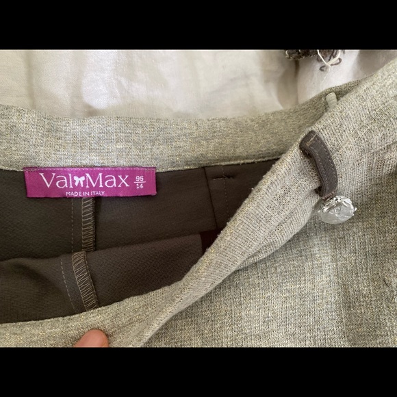 Cute and stylish Val Max girls blazer skirt set 16 - Picture 8 of 9